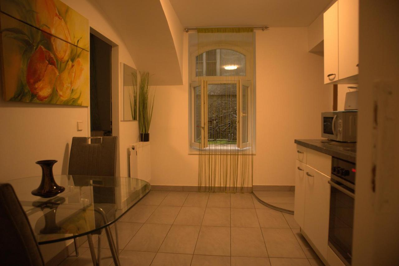 Brilliant Souterrain Apt. - Prater Amuesement Park Apartment Vienna Luaran gambar