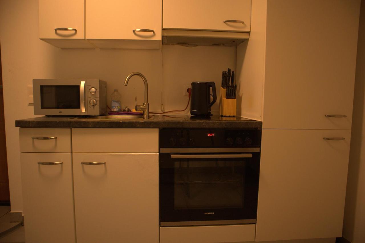 Brilliant Souterrain Apt. - Prater Amuesement Park Apartment Vienna Luaran gambar